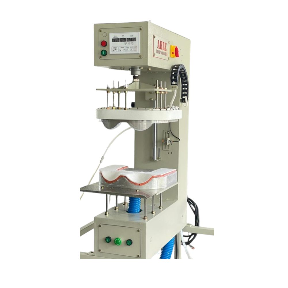 3D bonding and molding machine with vacuum forming station